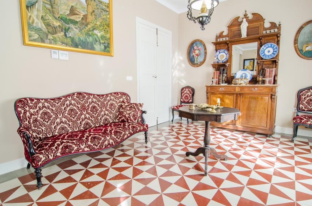 Apartamentos Salmerones Alhama de Granada Szoba fotó