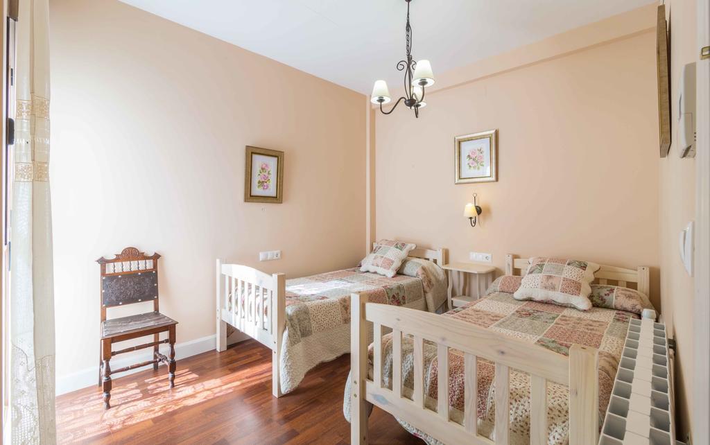 Apartamentos Salmerones Alhama de Granada Szoba fotó